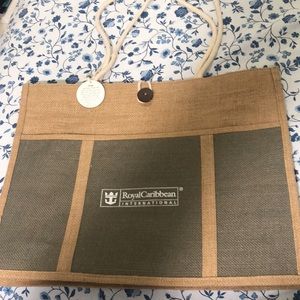 Tote bag